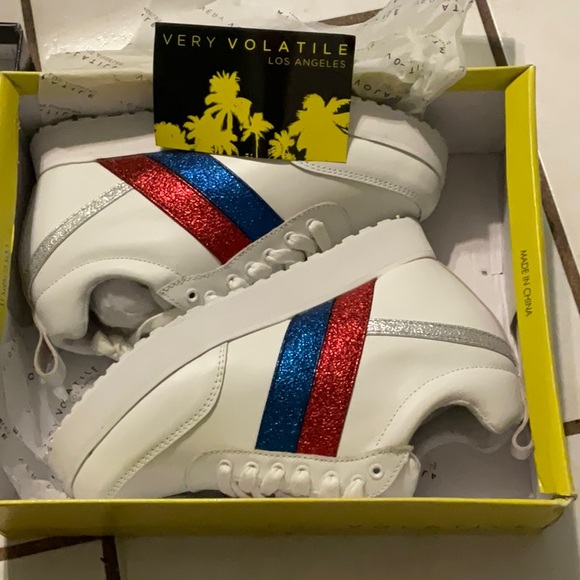 Very Volatile Women's Sneaky Sport Sneakers - Picture 8 of 8